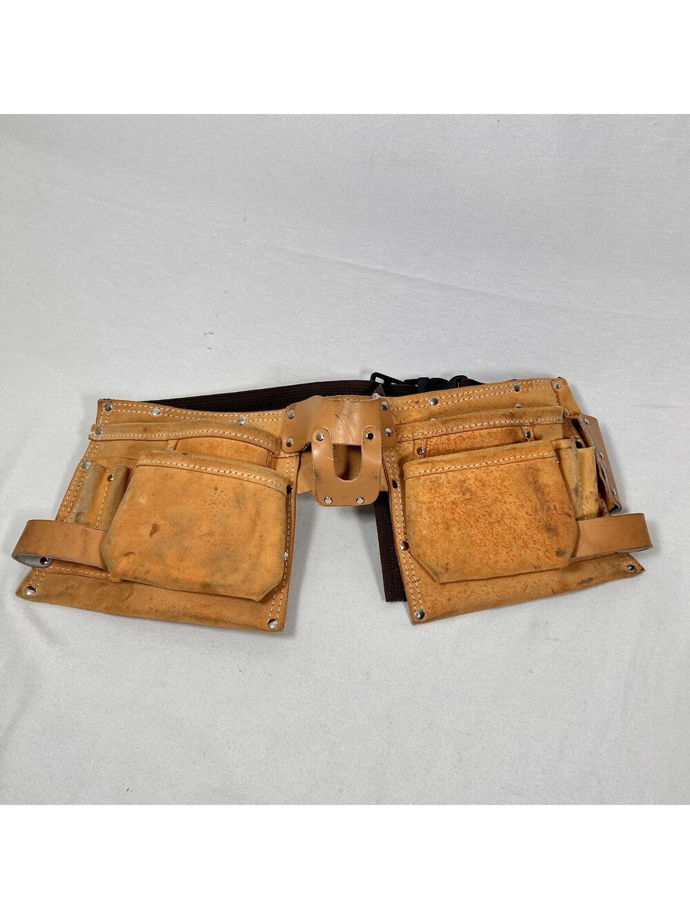 Genuine Leather Tool Belt Good Condition Adjustable Sizing, 13 Pockets / Straps